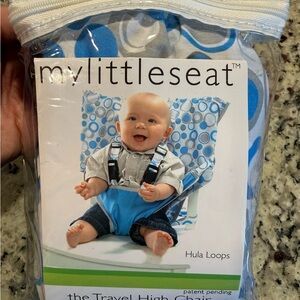 Portable High Chair - Blue and White